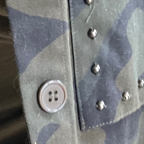 Joie Camo Short Jacket  -Size Small - Picture 10 of 10